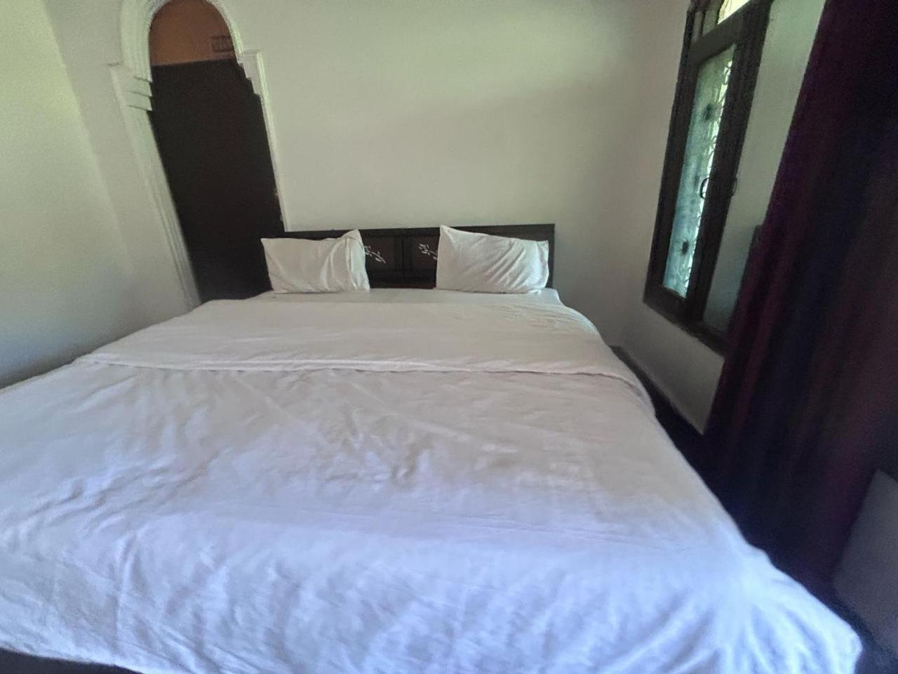 Saloni Luxury & 4* Nainital